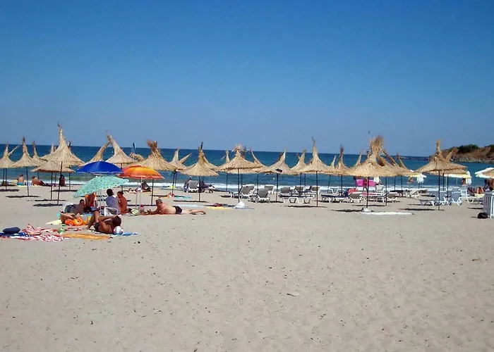 شقة студио в комплекс нестинарка *