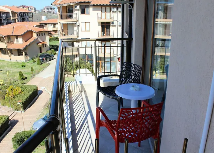 студио в комплекс нестинарка * تساريفو