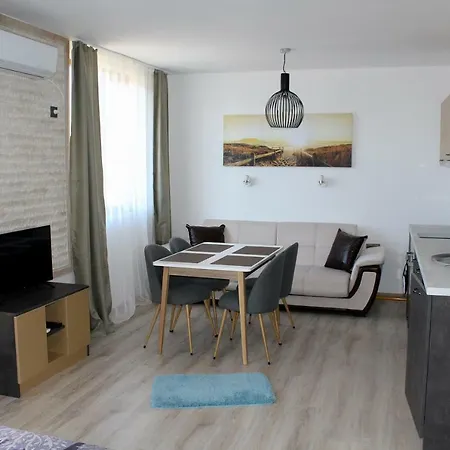 Apartmán студио в комплекс нестинарка